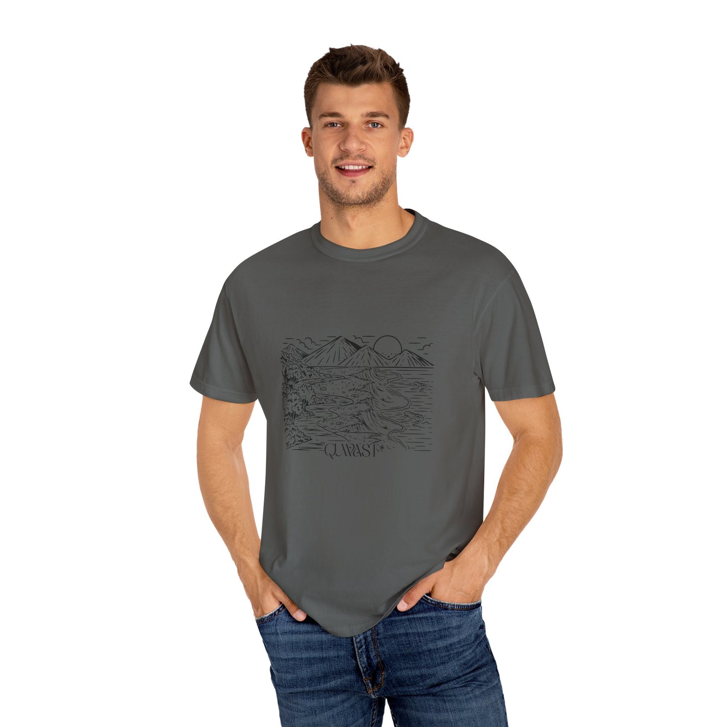 QUWAST T shirt